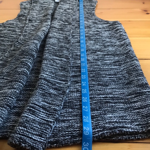 GAP Open Front Sweater Vest - Picture 6 of 7